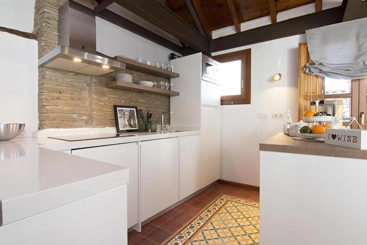 Apartamentos La Tona Puerta Elvira Centro Ciudad Granada Eksteriør billede